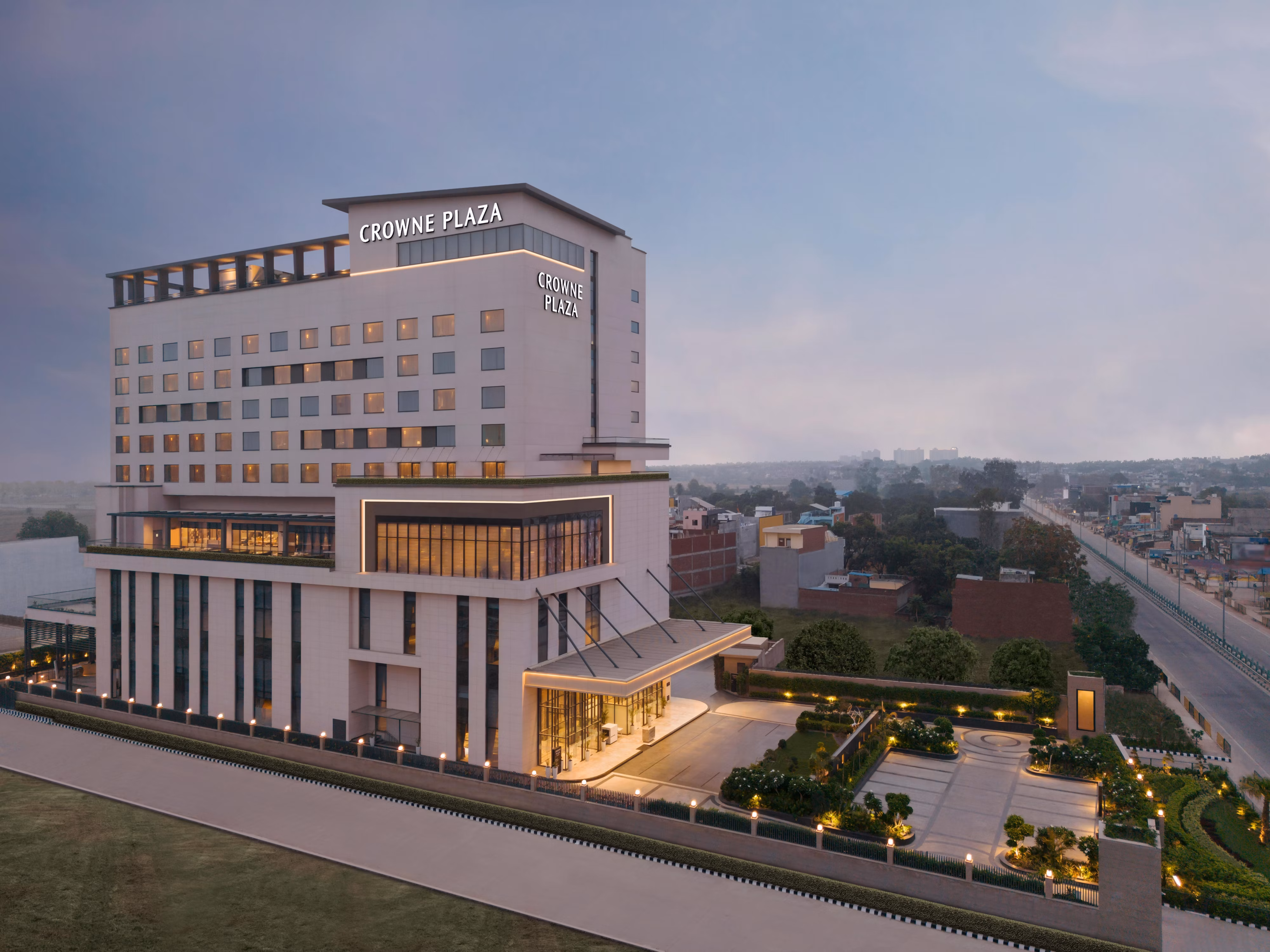 Crowne Plaza Lucknow