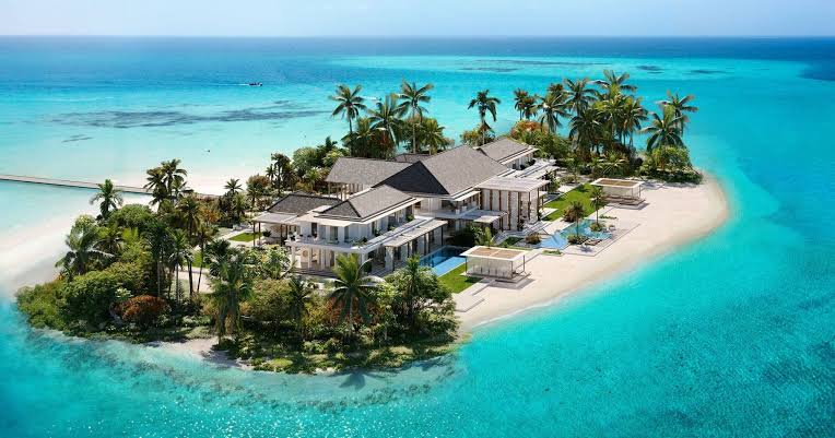 Baccarat Hotel & Residences Maldives