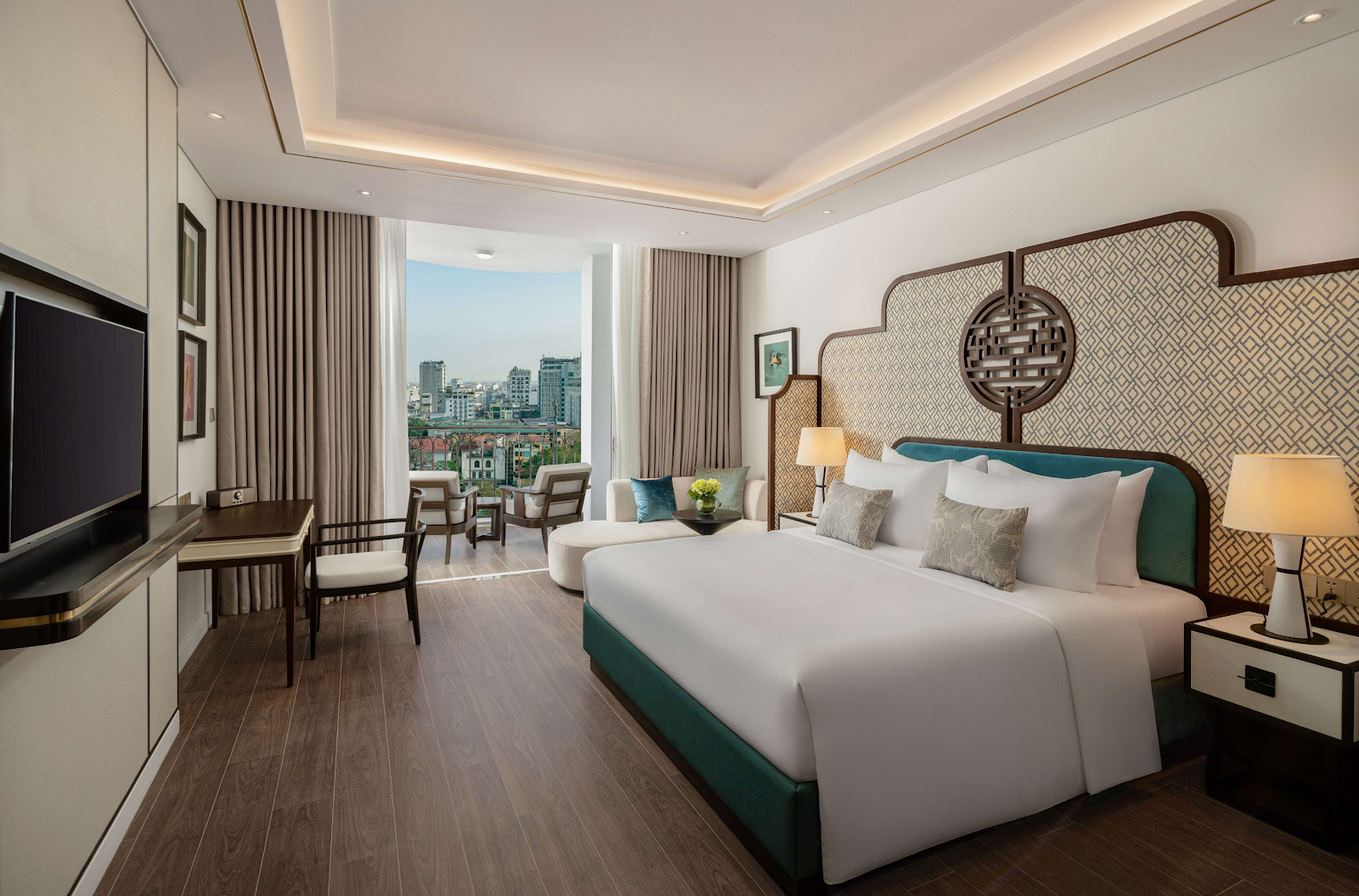 Grand Royal Riverside Hue - Fusion Collection